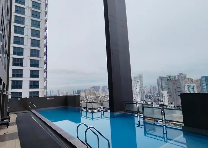 Elegant Staycation Haven Apartahotel