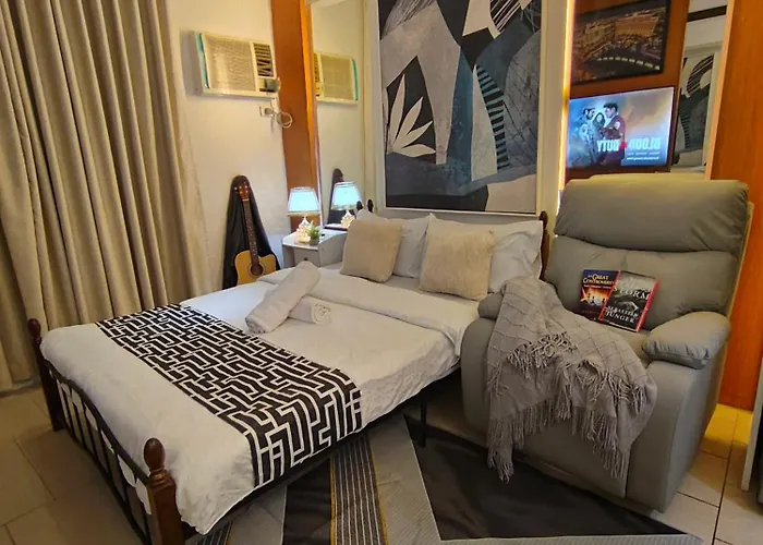 Elegant Staycation Haven Apartahotel Manila